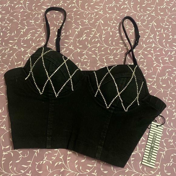 Haute Monde Tops - Haute Monde crop top